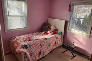 12 Devon St, Providence, RI 02904 - Photo 9