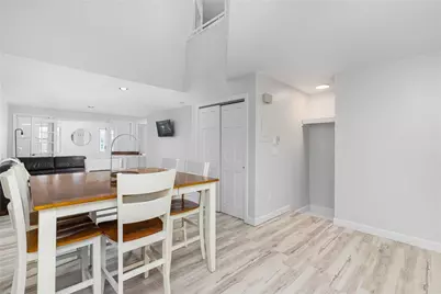 458 Thames Street #B, Newport, RI 02840 - Photo 13