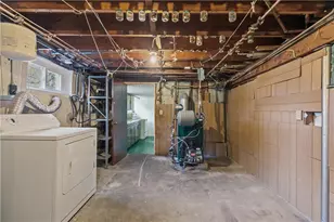 75 Montgomery St, Tiverton, RI 02878 - Photo 49