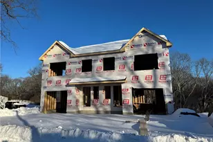 31 Prospect St, Cumberland, RI 02864 - Photo 1