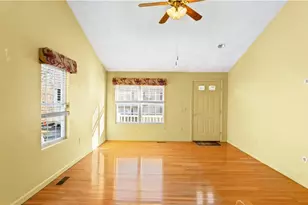 11 College Hill Rd, Warwick, RI 02886 - Photo 9