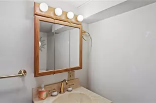 11 College Hill Rd, Warwick, RI 02886 - Photo 23