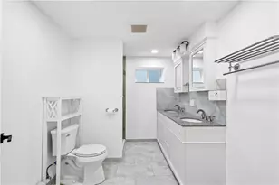 193 Harrison St, Pawtucket, RI 02860 - Photo 31