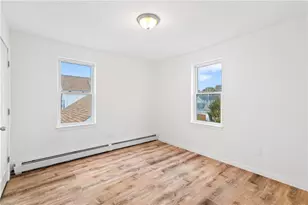 193 Harrison St, Pawtucket, RI 02860 - Photo 21