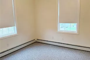 121 Hillwood St, Cranston, RI 02920 - Photo 11