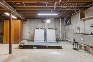 118 Wolcott Ave, Middletown, RI 02842 - Photo 29