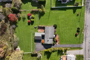 118 Wolcott Ave, Middletown, RI 02842 - Photo 3