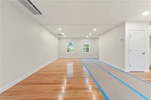 170 Schuyler St, East Providence, RI 02914 - Photo 9