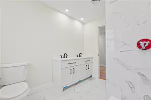 170 Schuyler St, East Providence, RI 02914 - Photo 31