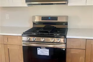 170 Schuyler St, East Providence, RI 02914 - Photo 13