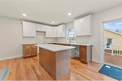 170 Schuyler Street, East Providence, RI 02914 - Photo 5