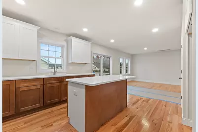 170 Schuyler Street, East Providence, RI 02914 - Photo 7