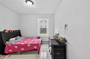 160 Magnolia St, Providence, RI 02909 - Photo 21