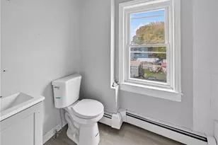 160 Magnolia St, Providence, RI 02909 - Photo 11