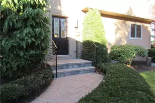 93 Elena St, Cranston, RI 02920 - Photo 3