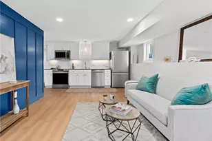 91 Houston Ave, Newport, RI 02840 - Photo 21