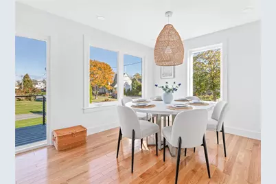 91 Houston Avenue, Newport, RI 02840 - Photo 9