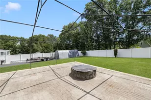 27 Tartaglia St, Johnston, RI 02919 - Photo 25