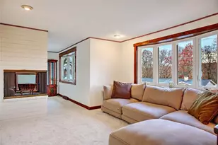 64 Peacedale Rd, Cumberland, RI 02864 - Photo 11