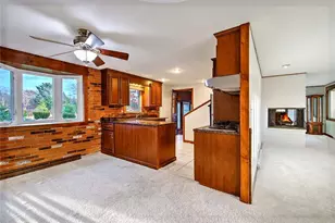 64 Peacedale Rd, Cumberland, RI 02864 - Photo 9