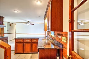 64 Peacedale Rd, Cumberland, RI 02864 - Photo 5