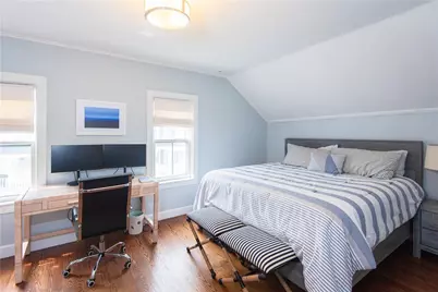 32 Hammond Street, Newport, RI 02840 - Photo 15