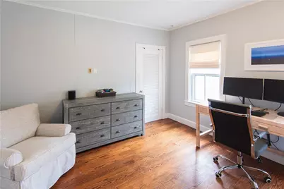 32 Hammond Street, Newport, RI 02840 - Photo 17