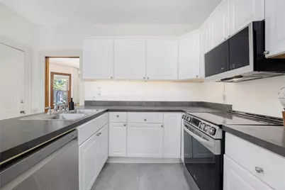 14 Greenough Place #B, Newport, RI 02840 - Photo 13