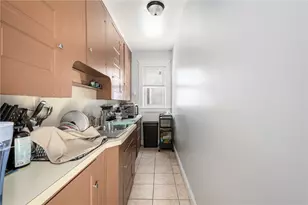 60 Fairlawn Ave, Woonsocket, RI 02895 - Photo 13