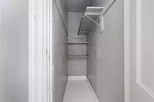 60 Fairlawn Ave, Woonsocket, RI 02895 - Photo 45