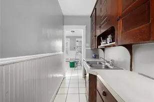 60 Fairlawn Ave, Woonsocket, RI 02895 - Photo 39