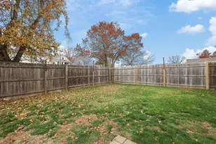 54 Raymond St, East Providence, RI 02914 - Photo 27