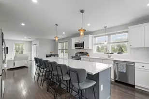 15 Spadina Ave, Warwick, RI 02889 - Photo 15