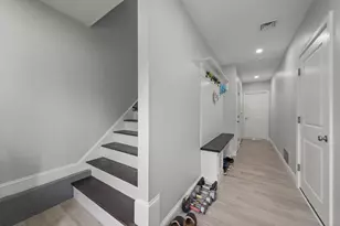 15 Spadina Ave, Warwick, RI 02889 - Photo 5