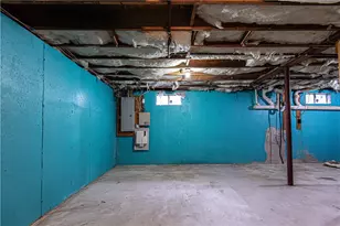 11 Newcomb St, Providence, RI 02908 - Photo 25