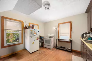 36 Blackamore Ave, Cranston, RI 02910 - Photo 15