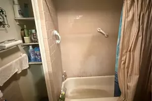 166 Whitmarsh St, Providence, RI 02907 - Photo 15