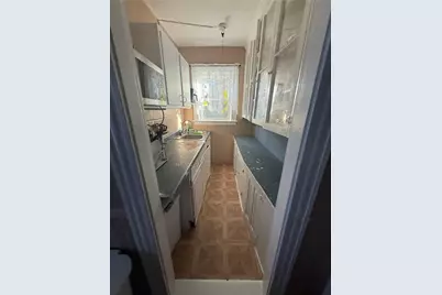 166 Whitmarsh Street, Providence, RI 02907 - Photo 7
