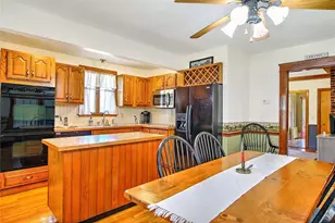 3383 W Shore Rd, Warwick, RI 02886 - Photo 11