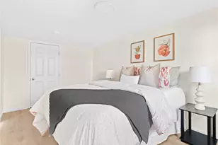 208 Dulude Ave, Woonsocket, RI 02895 - Photo 17