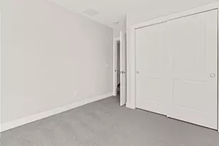 66 Medford St, Warwick, RI 02889 - Photo 23