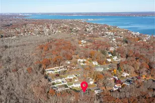 66 Medford St, Warwick, RI 02889 - Photo 5