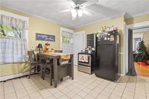 308 Pleasant Valley Pkwy, Providence, RI 02908 - Photo 21