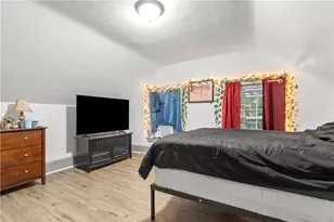 308 Pleasant Valley Pkwy, Providence, RI 02908 - Photo 33