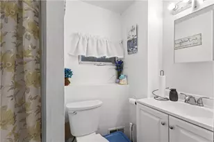 308 Pleasant Valley Pkwy, Providence, RI 02908 - Photo 37