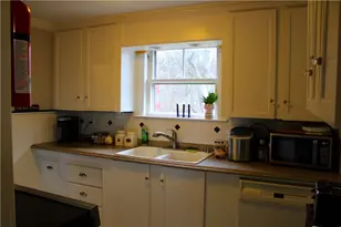 67 Dexter Rd, Scituate, RI 02857 - Photo 9