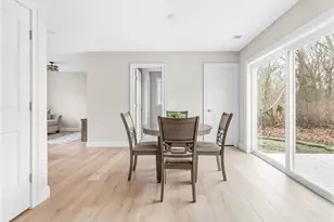 76 Medford St, Warwick, RI 02889 - Photo 15