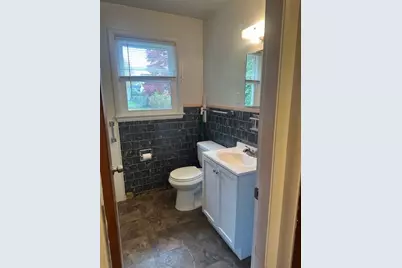 342 Mail Coach Road, Portsmouth, RI 02871 - Photo 7