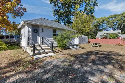 31 Oakhurst Avenue, Warwick, RI 02889 - Photo 23