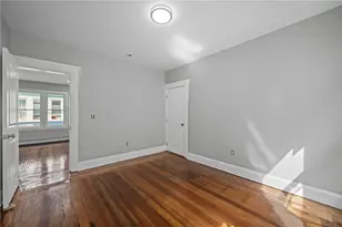 154 Oxford St, Providence, RI 02905 - Photo 13
